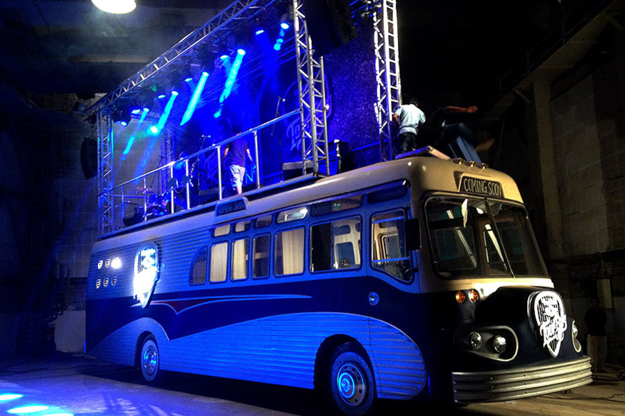 Red-bull-tour-bus-21
